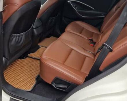 Хендай Санта Фе 2014 в Чернигове на Automoto.ua Белый Хендай Санта Фе, объемом двигателя 2.2 л и пробегом 125 тыс. км за 17600 $, фото 15 на Automoto.ua