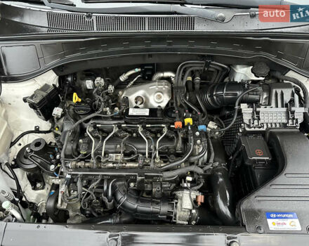 Белый Хендай Санта Фе, объемом двигателя 2 л и пробегом 110 тыс. км за 19200 $, фото 21 на Automoto.ua