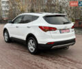 Белый Хендай Санта Фе, объемом двигателя 2.2 л и пробегом 203 тыс. км за 17800 $, фото 2 на Automoto.ua
