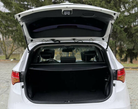 Белый Хендай Санта Фе, объемом двигателя 2.2 л и пробегом 185 тыс. км за 18700 $, фото 76 на Automoto.ua