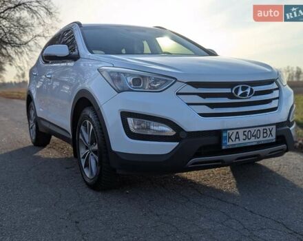 Білий Хендай Санта Фе, об'ємом двигуна 2 л та пробігом 252 тис. км за 16300 $, фото 1 на Automoto.ua