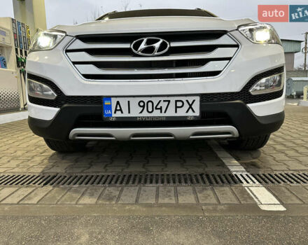 Белый Хендай Санта Фе, объемом двигателя 2 л и пробегом 110 тыс. км за 19200 $, фото 9 на Automoto.ua