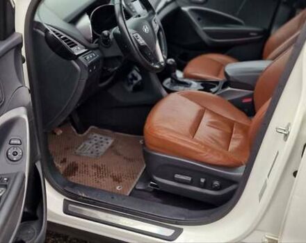 Хендай Санта Фе 2014 в Чернигове на Automoto.ua Белый Хендай Санта Фе, объемом двигателя 2.2 л и пробегом 125 тыс. км за 17600 $, фото 11 на Automoto.ua