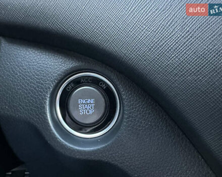 Білий Хендай Санта Фе, об'ємом двигуна 2.2 л та пробігом 226 тис. км за 18900 $, фото 33 на Automoto.ua