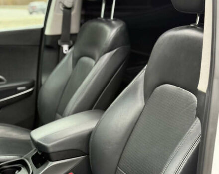 Белый Хендай Санта Фе, объемом двигателя 2.2 л и пробегом 185 тыс. км за 18700 $, фото 41 на Automoto.ua