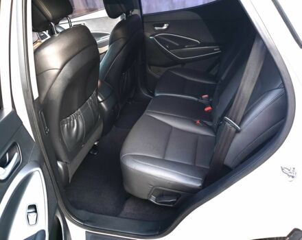 Білий Хендай Санта Фе, об'ємом двигуна 2.4 л та пробігом 152 тис. км за 15500 $, фото 7 на Automoto.ua