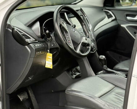 Белый Хендай Санта Фе, объемом двигателя 2.2 л и пробегом 185 тыс. км за 18900 $, фото 35 на Automoto.ua