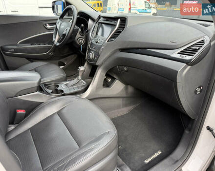 Белый Хендай Санта Фе, объемом двигателя 2.2 л и пробегом 167 тыс. км за 17450 $, фото 46 на Automoto.ua