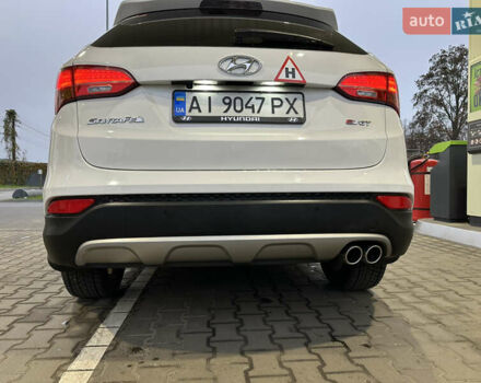 Белый Хендай Санта Фе, объемом двигателя 2 л и пробегом 110 тыс. км за 19200 $, фото 10 на Automoto.ua