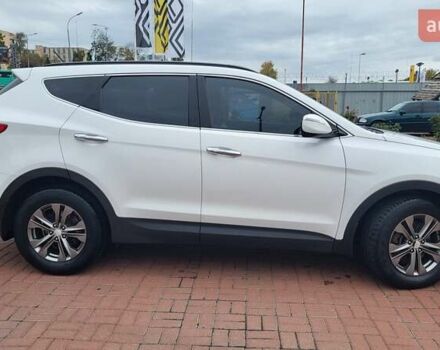 Белый Хендай Санта Фе, объемом двигателя 2.2 л и пробегом 235 тыс. км за 15500 $, фото 8 на Automoto.ua