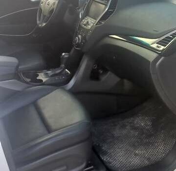 Білий Хендай Санта Фе, об'ємом двигуна 2 л та пробігом 151 тис. км за 18800 $, фото 19 на Automoto.ua