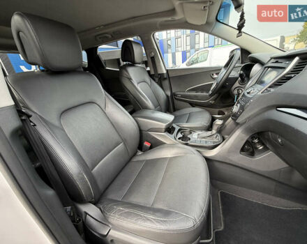 Белый Хендай Санта Фе, объемом двигателя 2.2 л и пробегом 167 тыс. км за 17450 $, фото 47 на Automoto.ua