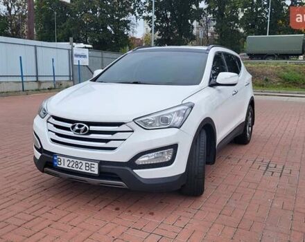 Белый Хендай Санта Фе, объемом двигателя 2.2 л и пробегом 235 тыс. км за 15500 $, фото 3 на Automoto.ua