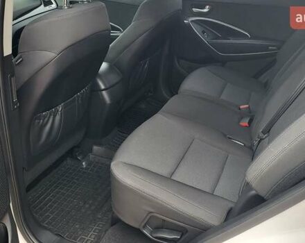 Белый Хендай Санта Фе, объемом двигателя 2.2 л и пробегом 235 тыс. км за 15500 $, фото 43 на Automoto.ua