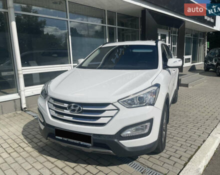 Белый Хендай Санта Фе, объемом двигателя 2.2 л и пробегом 140 тыс. км за 18300 $, фото 4 на Automoto.ua