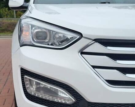 Белый Хендай Санта Фе, объемом двигателя 2.2 л и пробегом 235 тыс. км за 15500 $, фото 18 на Automoto.ua