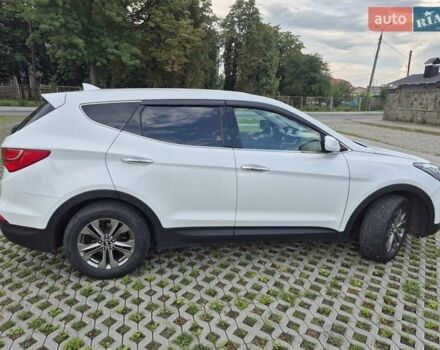 Белый Хендай Санта Фе, объемом двигателя 2.36 л и пробегом 180 тыс. км за 13000 $, фото 4 на Automoto.ua