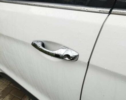 Хендай Санта Фе 2014 в Житомире на Automoto.ua Белый Хендай Санта Фе, объемом двигателя 2 л и пробегом 236 тыс. км за 16800 $, фото 23 на Automoto.ua