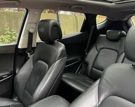 Белый Хендай Санта Фе, объемом двигателя 2.2 л и пробегом 197 тыс. км за 18000 $, фото 18 на Automoto.ua