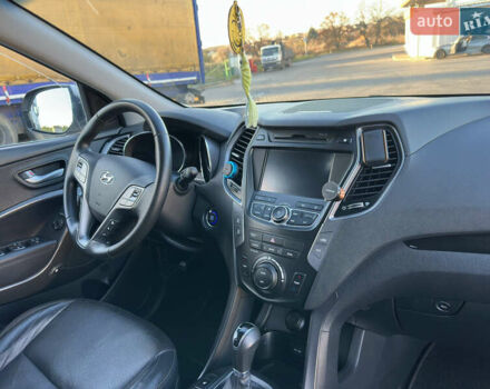 Білий Хендай Санта Фе, об'ємом двигуна 2.2 л та пробігом 226 тис. км за 18900 $, фото 21 на Automoto.ua