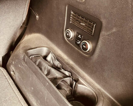 Белый Хендай Санта Фе, объемом двигателя 2.2 л и пробегом 209 тыс. км за 18500 $, фото 21 на Automoto.ua