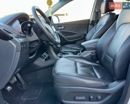 Білий Хендай Санта Фе, об'ємом двигуна 2.2 л та пробігом 226 тис. км за 18900 $, фото 28 на Automoto.ua