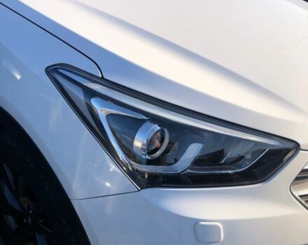 Белый Хендай Санта Фе, объемом двигателя 2.2 л и пробегом 141 тыс. км за 8700 $, фото 2 на Automoto.ua