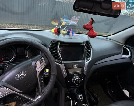 Белый Хендай Санта Фе, объемом двигателя 2 л и пробегом 110 тыс. км за 19200 $, фото 36 на Automoto.ua