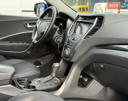 Белый Хендай Санта Фе, объемом двигателя 2.2 л и пробегом 167 тыс. км за 17450 $, фото 48 на Automoto.ua