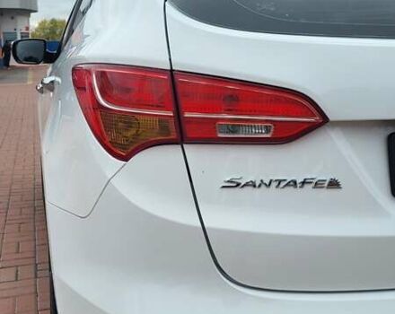 Белый Хендай Санта Фе, объемом двигателя 2.2 л и пробегом 235 тыс. км за 15500 $, фото 22 на Automoto.ua