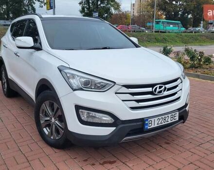Белый Хендай Санта Фе, объемом двигателя 2.2 л и пробегом 235 тыс. км за 15500 $, фото 2 на Automoto.ua
