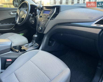 Белый Хендай Санта Фе, объемом двигателя 2.36 л и пробегом 141 тыс. км за 12350 $, фото 10 на Automoto.ua