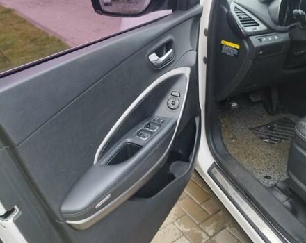 Хендай Санта Фе 2014 в Житомире на Automoto.ua Белый Хендай Санта Фе, объемом двигателя 2 л и пробегом 236 тыс. км за 16800 $, фото 22 на Automoto.ua