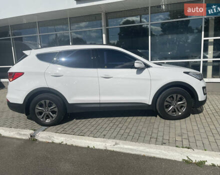 Белый Хендай Санта Фе, объемом двигателя 2.2 л и пробегом 140 тыс. км за 18300 $, фото 8 на Automoto.ua
