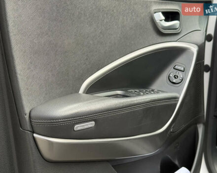 Белый Хендай Санта Фе, объемом двигателя 2.2 л и пробегом 167 тыс. км за 17450 $, фото 34 на Automoto.ua