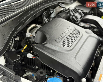 Белый Хендай Санта Фе, объемом двигателя 2.2 л и пробегом 185 тыс. км за 18900 $, фото 86 на Automoto.ua