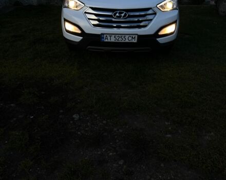 Белый Хендай Санта Фе, объемом двигателя 2.4 л и пробегом 240 тыс. км за 14200 $, фото 4 на Automoto.ua