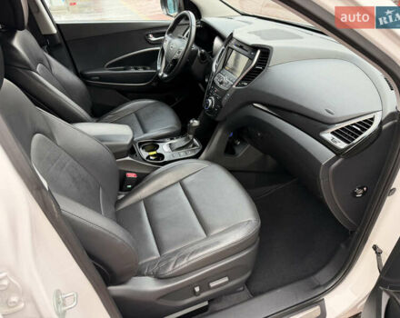 Белый Хендай Санта Фе, объемом двигателя 2.2 л и пробегом 203 тыс. км за 17800 $, фото 71 на Automoto.ua