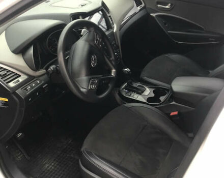 Белый Хендай Санта Фе, объемом двигателя 2.36 л и пробегом 168 тыс. км за 15000 $, фото 8 на Automoto.ua