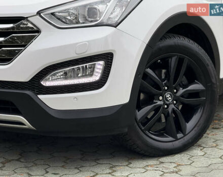 Белый Хендай Санта Фе, объемом двигателя 2.2 л и пробегом 185 тыс. км за 18900 $, фото 5 на Automoto.ua