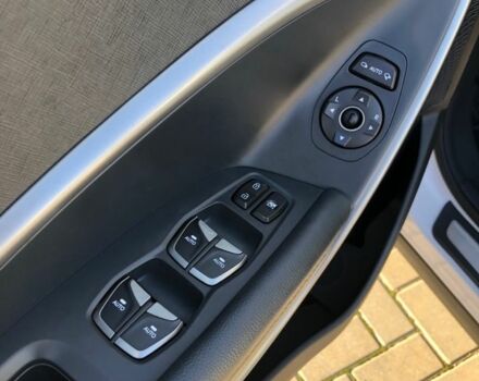 Белый Хендай Санта Фе, объемом двигателя 2.2 л и пробегом 141 тыс. км за 8700 $, фото 14 на Automoto.ua