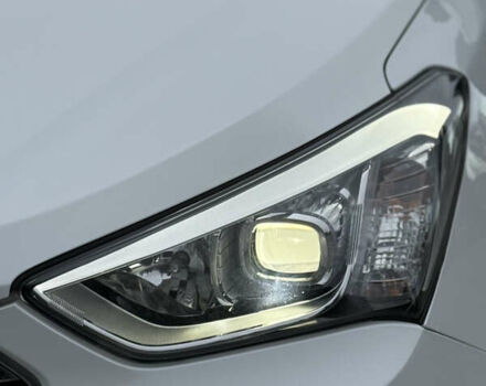 Белый Хендай Санта Фе, объемом двигателя 2.2 л и пробегом 185 тыс. км за 18900 $, фото 24 на Automoto.ua