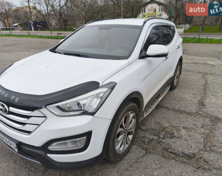 Білий Хендай Санта Фе, об'ємом двигуна 2 л та пробігом 245 тис. км за 16900 $, фото 1 на Automoto.ua