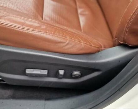 Хендай Санта Фе 2014 в Чернигове на Automoto.ua Белый Хендай Санта Фе, объемом двигателя 2.2 л и пробегом 125 тыс. км за 17600 $, фото 16 на Automoto.ua