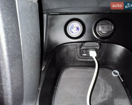 Белый Хендай Санта Фе, объемом двигателя 2 л и пробегом 110 тыс. км за 19200 $, фото 45 на Automoto.ua