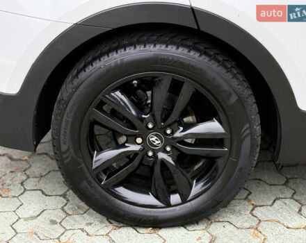 Белый Хендай Санта Фе, объемом двигателя 2.2 л и пробегом 185 тыс. км за 18700 $, фото 24 на Automoto.ua