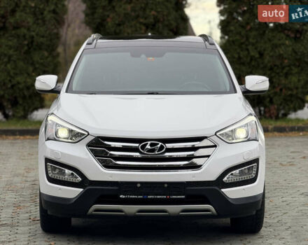 Белый Хендай Санта Фе, объемом двигателя 2.2 л и пробегом 185 тыс. км за 18900 $, фото 3 на Automoto.ua