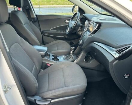 Белый Хендай Санта Фе, объемом двигателя 2 л и пробегом 190 тыс. км за 8300 $, фото 10 на Automoto.ua