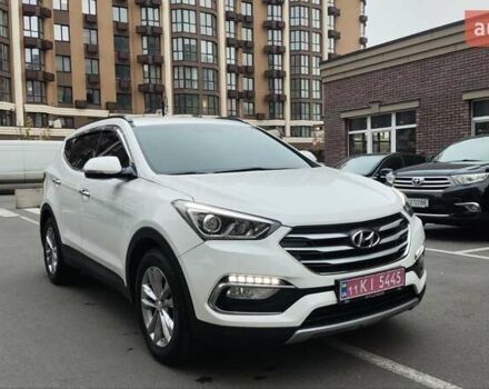 Белый Хендай Санта Фе, объемом двигателя 2 л и пробегом 179 тыс. км за 18800 $, фото 4 на Automoto.ua