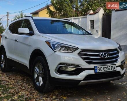 Белый Хендай Санта Фе, объемом двигателя 2.4 л и пробегом 110 тыс. км за 14950 $, фото 4 на Automoto.ua